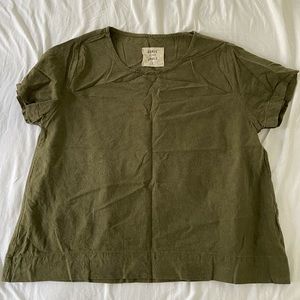 Jamie + The Jones Raw Silk Staple Basic T in Olive